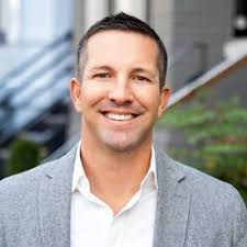 Issa Perry's Instagram, Twitter & Facebook