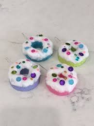 Diy Christmas Donut Ornaments Using Pool Noodles Thetarnishedjewelblog Candy Christmas Decorations Candy Land Christmas Christmas Donuts
