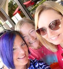 Susan Rowan's Instagram, Twitter & Facebook