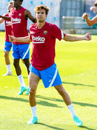 His potential is 87 and his position is cm. Riqui Puig Riquipuig Twitter