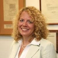 100+ profilů „Bedser“