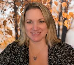 Elizabeth Cambria's Instagram, Twitter & Facebook