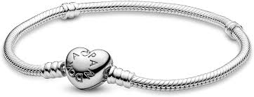 Create a completely personal & amazing style that matches you. Pandora Moments Schlangen Gliederarmband Mit Herz Verschluss Sterling Silber 590719 20 Amazon De Schmuck