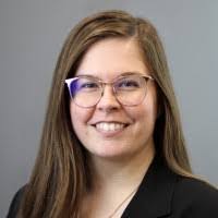 Holly Garretson's Instagram, Twitter & Facebook