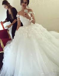Loveangeldress sweetheart lace corset tulle skirt wedding dresses ivory. 2016 Long Sleeves Ball Gown Wedding Dresses Lace Appliqued Flowers Sheer Vestidos De Novia Estilo Princesa Vestidos De Novia Blancos Vestidos De Novia Princesa