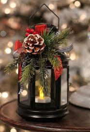 65 Amazing Christmas Lanterns For Indoors And Outdoors Digsdigs