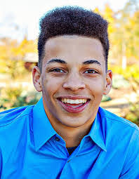 Benjamin Lundberg's Instagram, Twitter & Facebook