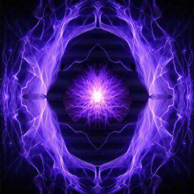 LA LLAMA VIOLETA DE LOS 1000 SOLES* Saint Germain y sus legiones de Angeles del Fuego Violeta, les pedimos que el Fuego, Fuego, arda esta Llama Violeta con el poder y la