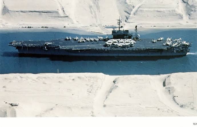 Mga resulta ng larawan para sa USS America (CV-66) in the Suez canal 1981"