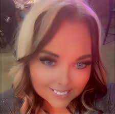 Are any food trucks open in Fort Gibson?