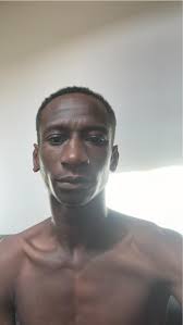 𝗣𝗘𝗢𝗣𝗟𝗘 𝗔𝗥𝗘 𝗦𝗖𝗔𝗥𝗘𝗗 𝗧𝗢 𝗔𝗗𝗠𝗜𝗧... 𝗧𝗔𝗡𝗞 𝗗𝗜𝗗 𝗔  𝗛𝗘𝗟𝗟 𝗢𝗙 𝗔 𝗝𝗢𝗕" 👏 Keyshawn Davis gives props to Gervonta "Tank"  Davis 🇺🇸🤝 #KeyshawnDeLosSantos (via Sean Zittel)