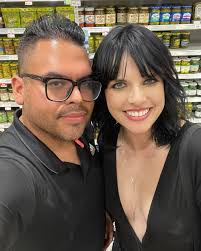 Steamin Jazz (@hollyplaysbass) • Instagram photos and videos