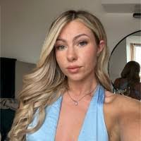 Anna Crawley's Instagram, Twitter & Facebook