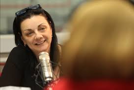 După o viață trăită în capitală, carmen tănase a luat o decizie radicală în plină pandemie. Carmen TÄƒnase SurprizÄƒ La Radio Pentru Pavel BartoÈ™ Pavel Este Cel Mai Fericit Om Pe Care Il Cunosc Video Europa Fm