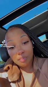 Ashli Harris's Instagram, Twitter & Facebook