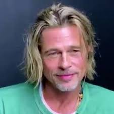 They dated for 2 years after getting together in mar 1998 and married on 29th jul 2000. Brad Pitt And Jennifer Aniston Were Totally Flirting On Zoom