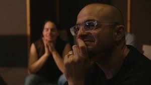 צפו בקליפ המרגש: שבעה ילדים שהתייתמו מאביהם במלחמות ישראל, הצטרפו לאברהם טל 