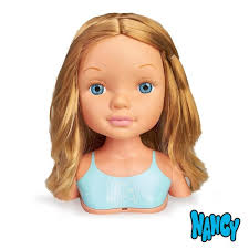 Nancy um Dia de Segredos de Beleza Franja