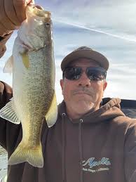 Fishing with big baits at Lake Guntersville