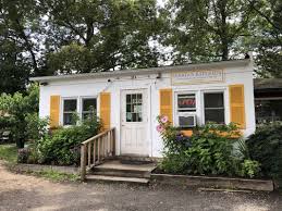 Salt sit harborside at the island boat yard and marvel at the boats puttering in and out. Maria S Kitchen 38 Photos 46 Reviews Mexican 55 N Ferry Rd Shelter Island Ny United States Restaurant Reviews Phone Number