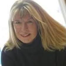 Shelley Deckard's Instagram, Twitter & Facebook