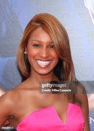 200 Olivia Wright Photos & High Res Pictures