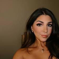 Hope Tran (@AmaazinAsian)