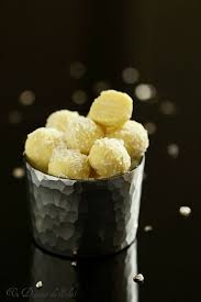 Truffes Au Chocolat Blanc Coco Et Citron Vert Un Dejeuner De Soleil Truffes Au Chocolat Truffe Chocolat Blanc Truffe