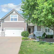 Hours may change under current circumstances The Barrow Team Keller Williams Realty 112 North 9th Street Zionsville In 2021