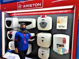 Pemanas air menyimpan panas sehingga suhu air yang dialirkan lebih panas namun tetap nyaman digunakan oleh pemiliknya. Pemanas Air Bahan Bakar Listik Dari Graha Bangunan Praktis Untuk Mandi Jatim Times