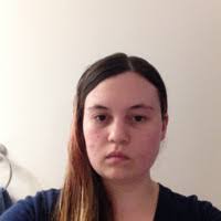 Laura Downs's Instagram, Twitter & Facebook