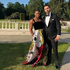 Her hair is in a ponytail and she accessorized with gold. Royal Wedding 2018 Priyanka Chopra Serena Williams And More Go Glam For Prince Harry And Meghan Markle S Reception Hello Ca Hello Canada