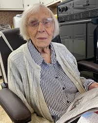 Evelyn Mary Washburn Obituary