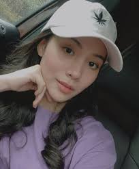 Hack Live Kami Menunjukkan A** Dia!,”