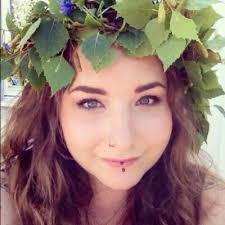 Charlene (@coxcharlene)