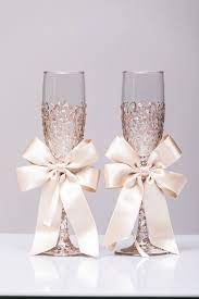 Wedding Glasses And Cake Server Set Cake Knife Champagne Rose Etsy Wedding Champagne Glasses Wedding Glasses Wedding Wine Glasses