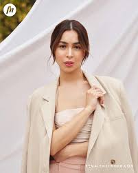 Julia Barretto Is Minding Her Own Business