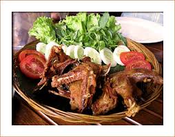 Hasil gambar untuk bebek goreng H.Slamet sidoarjo