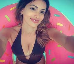 Join facebook to connect with valentina caruso and others you may know. Scopriamo Valentina Caruso Che Fatica La Vita Da Bomber