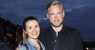 Tore sagen is a norwegian comedian, radio host and actor. Live Nelvik Og Tore Sagen La Om Til Sunnere Livsstil
