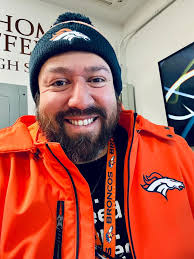 GAMEDAY🧡💙 #snf #beatthecommanders