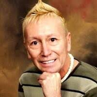 Leslie Wiley's Instagram, Twitter & Facebook