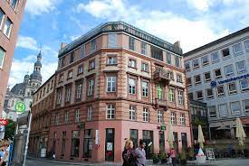 Die / der barbarossaplatz in der innenstadt von wrzburg (würzburg **) liegt in …… sie ist auch teil der fußgängerzone. Category Barbarossaplatz 4 Wurzburg Wikimedia Commons
