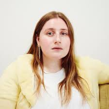 Lara Johnson's Instagram, Twitter & Facebook