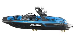 Heater, hot and cold shower, new stereo system rockford fosgate 1000w amp, 300w sub, two 7.7speakers, some upholstery, new boat cover, three new traler tires and serviced for many more years. Malibu Boats Europe Homepage