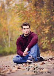 Outdoor Senior Picture Poses Google Search Senior Photos Boys Outdoor Senior Pictures Senior Boy Photography