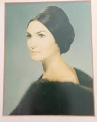 Today is my mom's birthday. If she was alive, she would have called me  today and sang “I am woman, hear me roar” by Helen Reddy. #iamwoman  #iamwomanhearmeroar #rip #happybirthdaymom