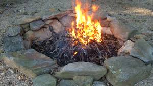 For best results, choose bricks that have angled sides, to better form into a circle. How To Build A Fieldstone Fire Pit Dengarden