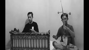 Dan alat musik rebab ini dimainkan secara bersamaan dengan alat musik dambus. Cara Memainkan Dan Pembuatan Alat Musik Rebab Terlengkap