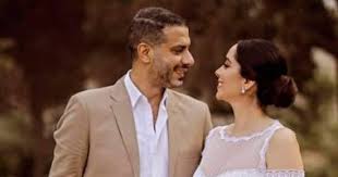 عمل في بدايته في المسرح الشبابي. Sin0eolywtqofm